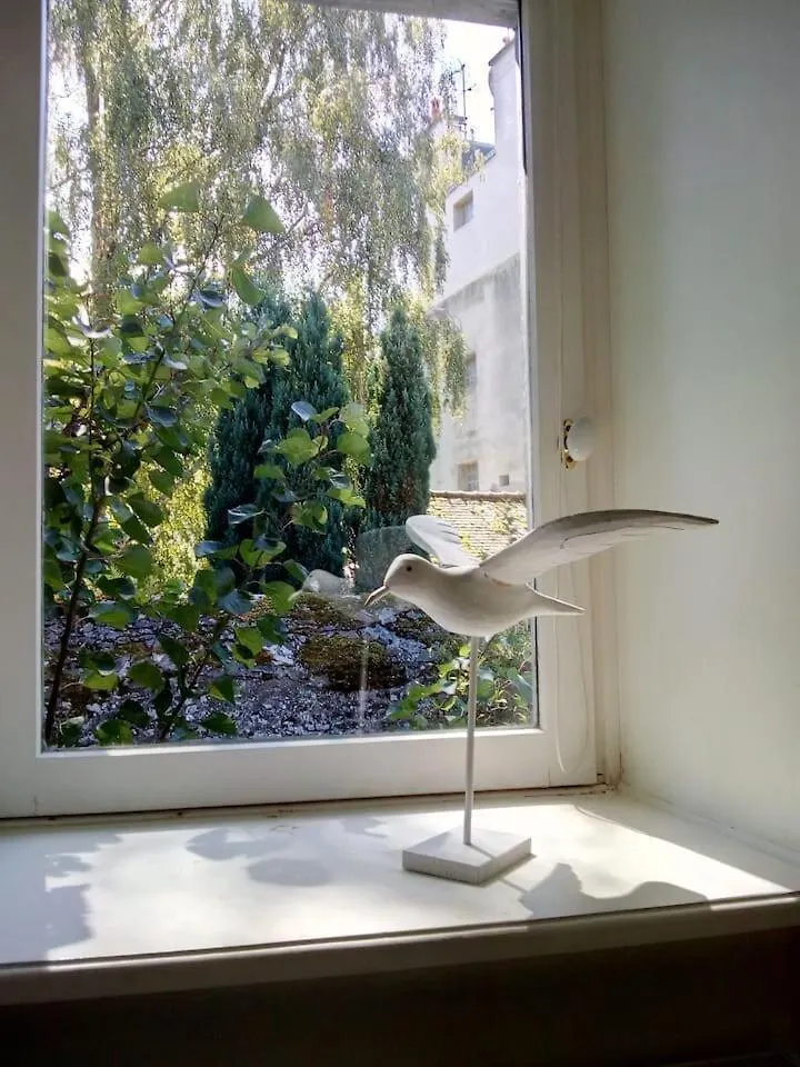 Apartment Esprit Loft In Dinan Hébergement de vacances
